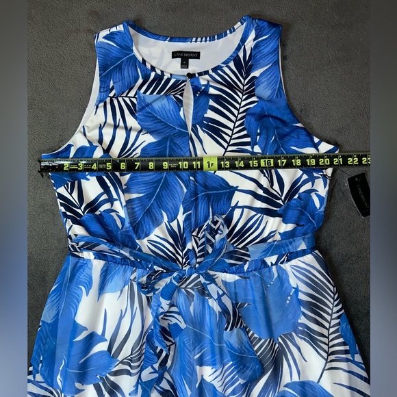 Lane Bryant NWT Size 16 Blue Tropical Keyhole Front Sleeveless Maxi Dress - Picture 4 of 9